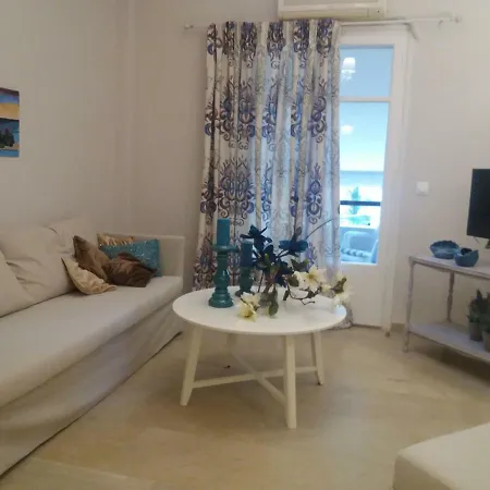 Sofa & Mare *